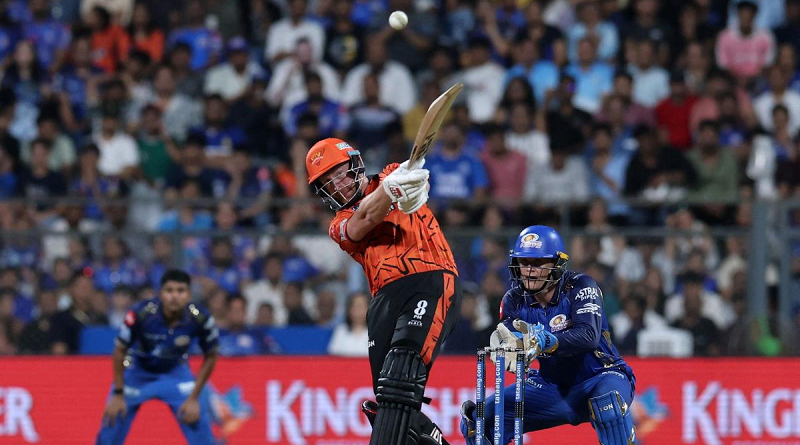 Kalasen hitting Six